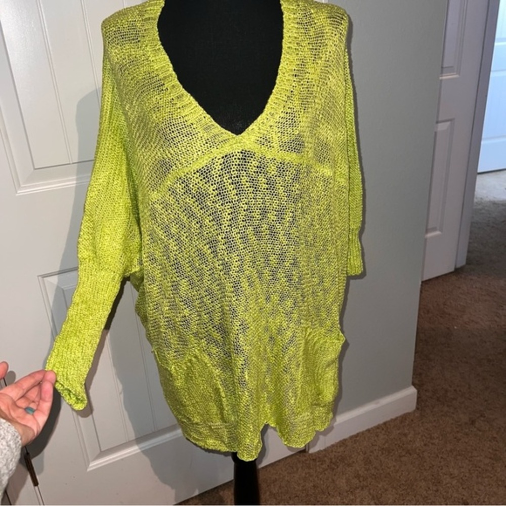 Dinamit - Size M/L - Bright Green - Sweater - Oversized NWOT